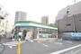コンビニ　ファミリーマート八王子市役所通り店（コンビニ）まで379m