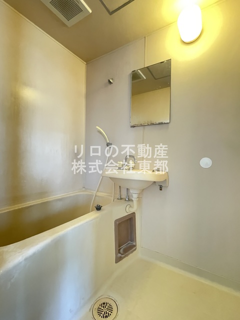 バス・シャワールーム　清潔感のある一体型のバスルームです♪