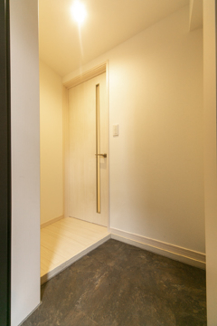 玄関　※写真は同タイプ住戸です。