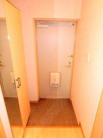 玄関　※他部屋参照・現況優先