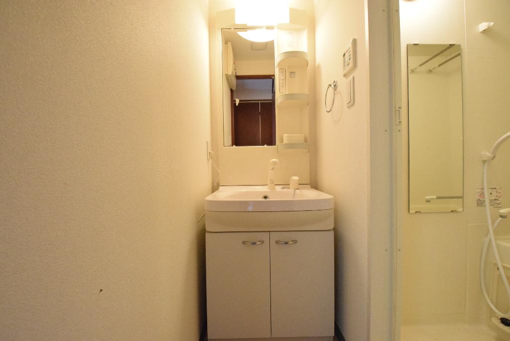 洗面設備　洗髪洗面化粧台