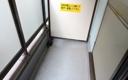 バルコニー