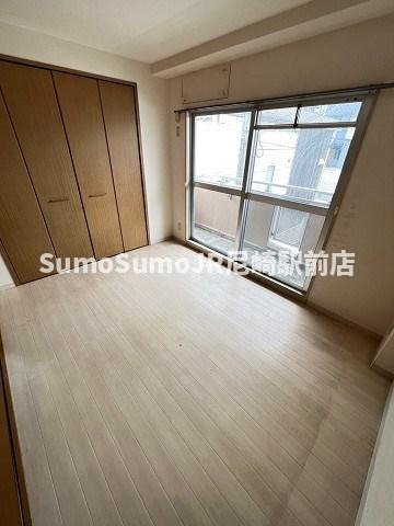 その他部屋・スペース　使い勝手のいい寝室です