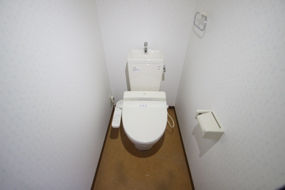 トイレ　※別部屋の写真です