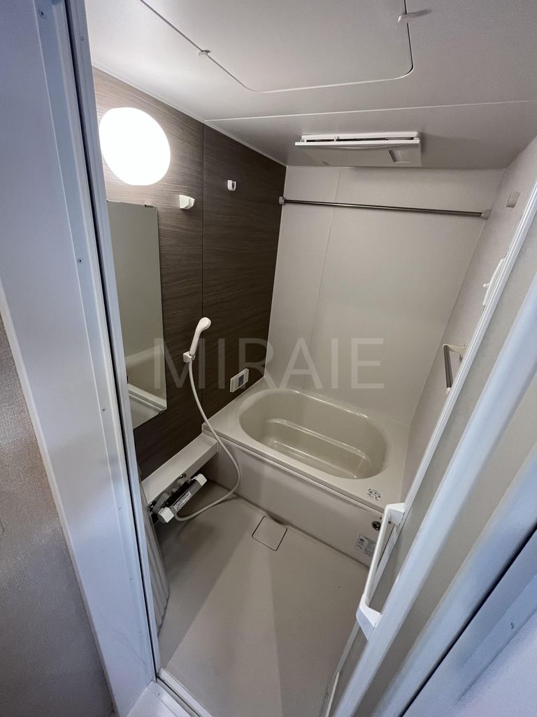 バス・シャワールーム　バス