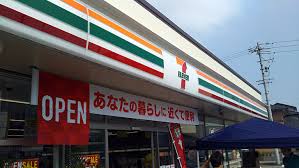 コンビニ　セブンイレブン一宮伝法寺店（コンビニ）まで391m
