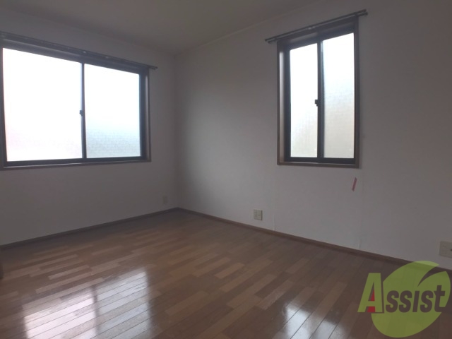 その他部屋・スペース　こちらは洋室を撮影しました。寝室にしましょう。