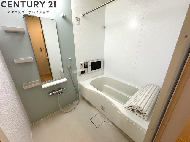 バス・シャワールーム　浴室乾燥機付きの綺麗なお風呂です！