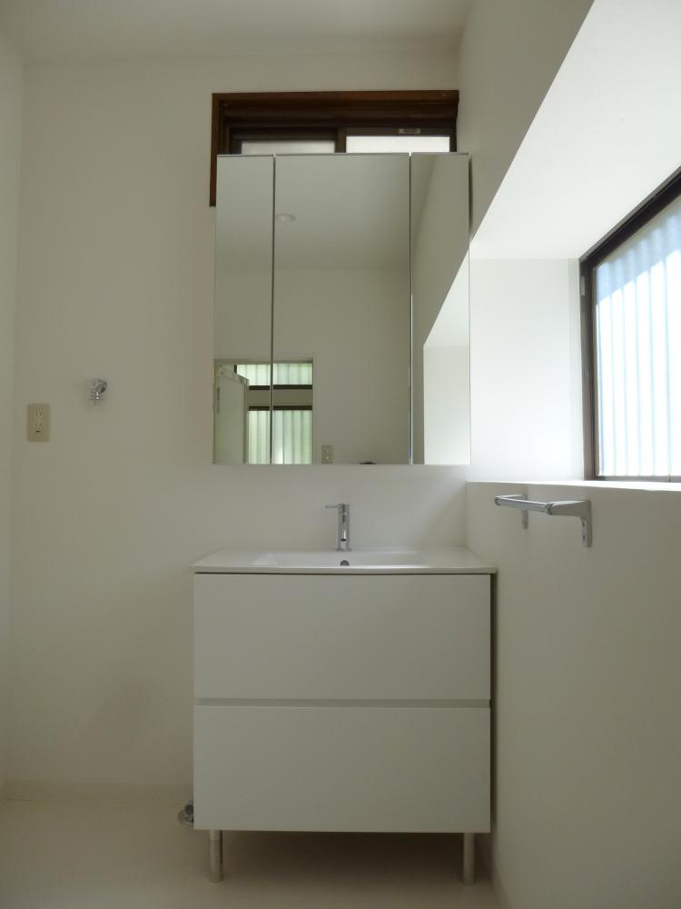 洗面設備　独立洗面台