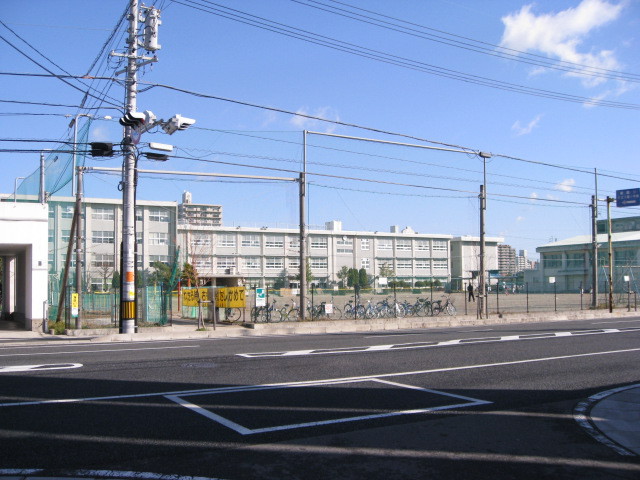 小学校　常盤小学校（小学校）まで568m