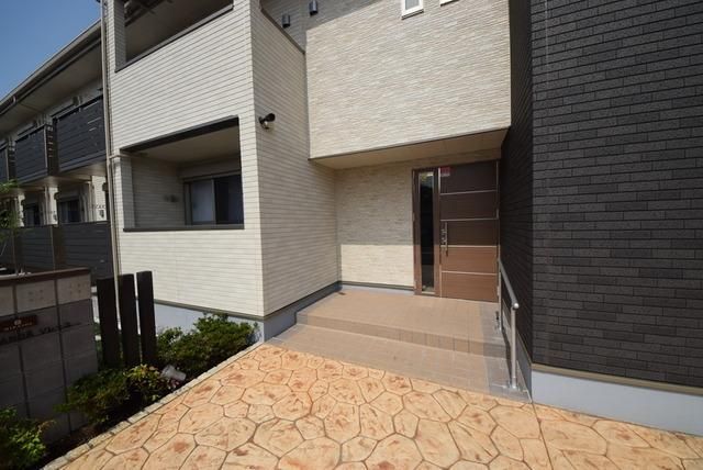 エントランス　建物入口です