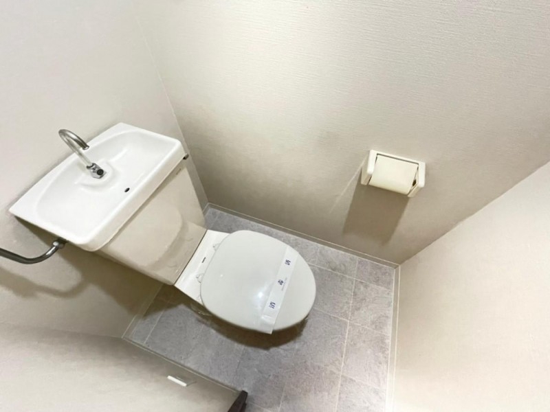 トイレ　トイレ