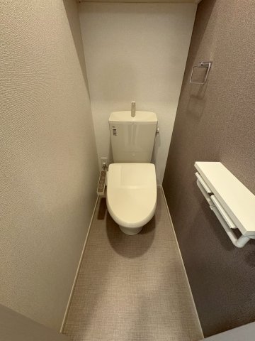 トイレ　清潔感のあるトイレです