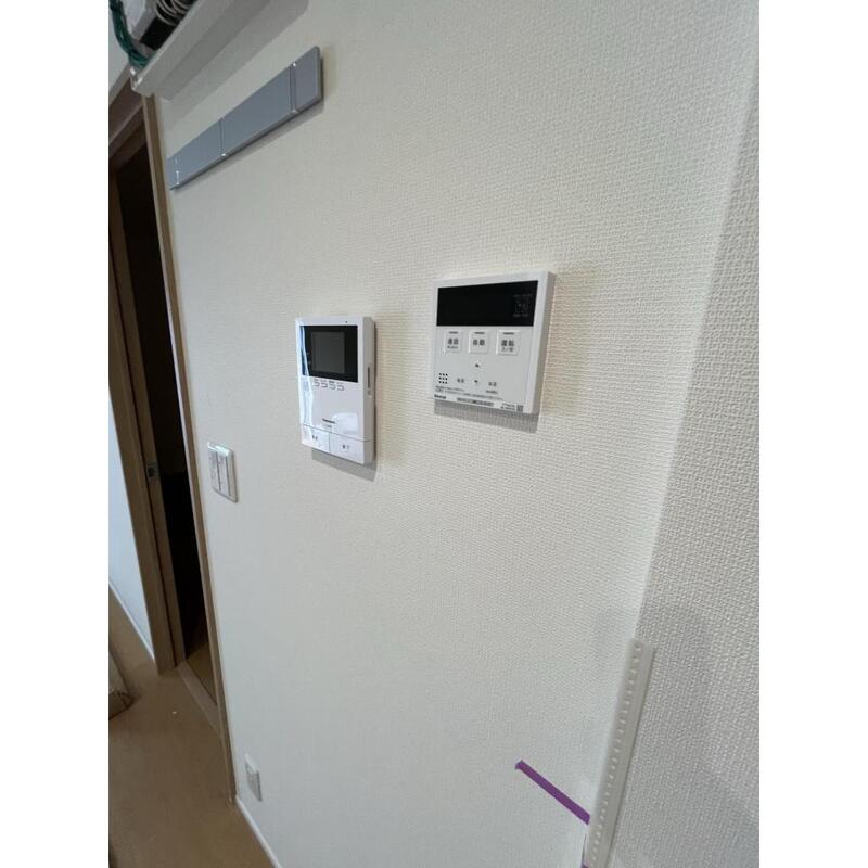 セキュリティ　コンピメントリバー　TVモニター付きインターホン