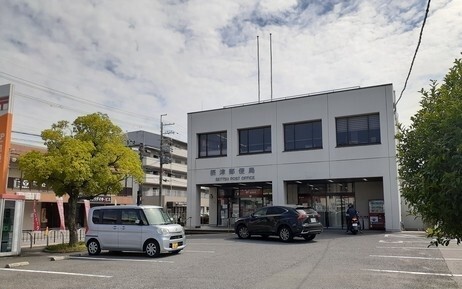 郵便局　摂津郵便局様（郵便局）まで400m