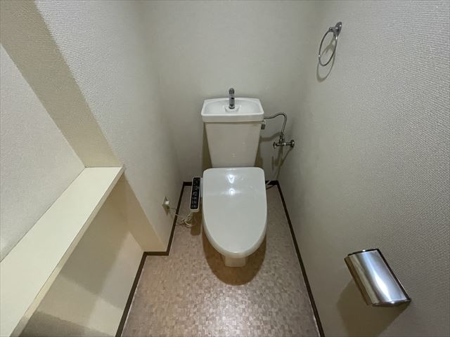 トイレ　トイレ