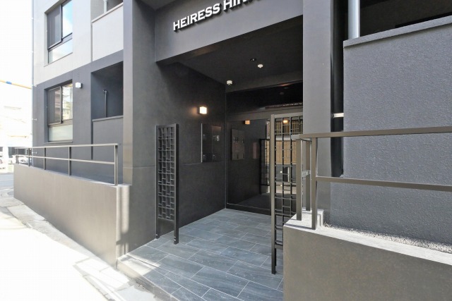 エントランス　エントランス