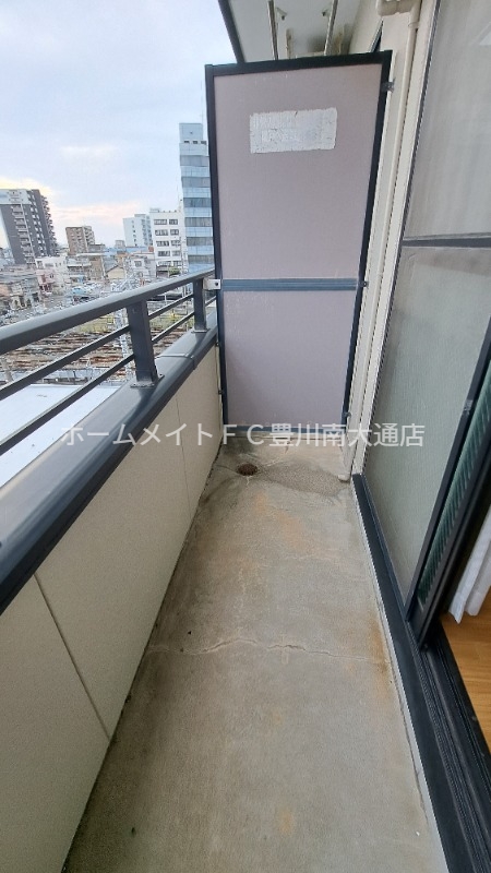 バルコニー　同型別部屋写真