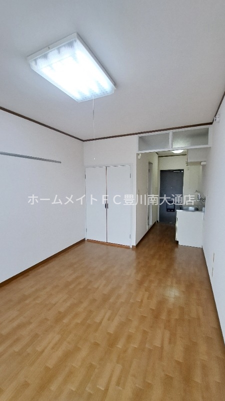 居室・リビング　同型別部屋写真