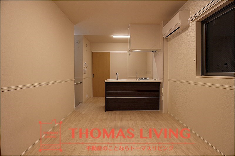 居室・リビング　実際のお写真は準備中の為、別号室の写真でご参考下さい。