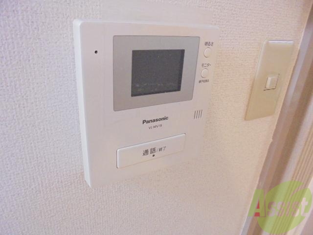 セキュリティ　テレビモニターホンがついているので安心ですね