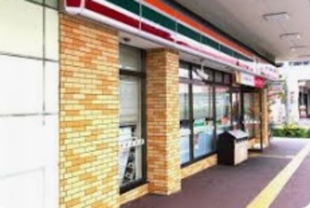 コンビニ　セブンイレブン船橋前原西店（コンビニ）まで708m