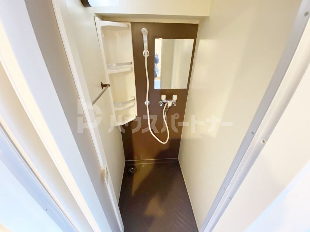 バス・シャワールーム　シャワールーム