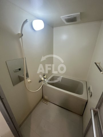 バス・シャワールーム　エランドール江坂　浴室