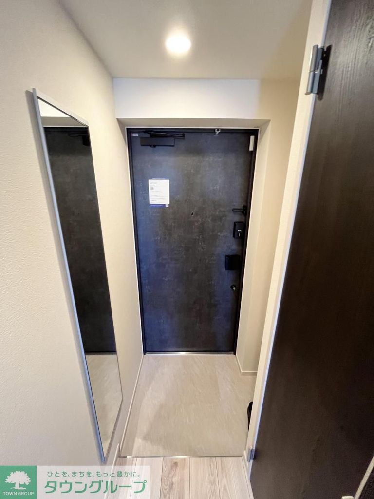 玄関　キッチン