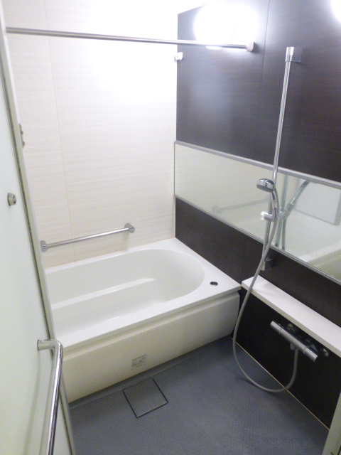 バス・シャワールーム　参考写真
