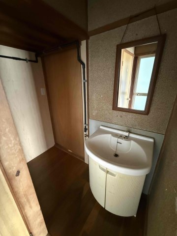 洗面設備　洗面所です