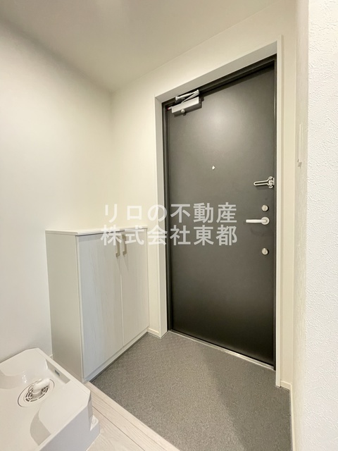 玄関　すっきりシンプルな玄関スペースです！