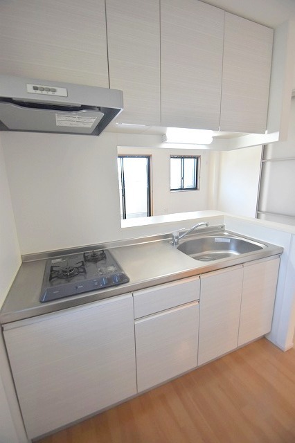 キッチン　２口ガスシステムキッチン