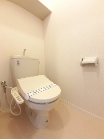 トイレ　※反転タイプの部屋写真です