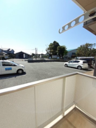 バルコニー　※反転タイプの部屋写真です