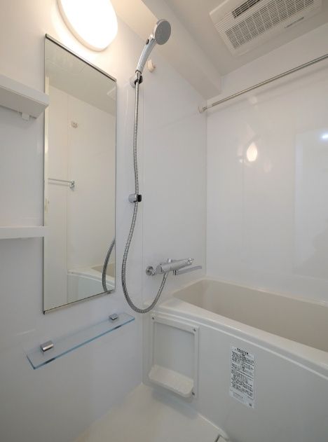 バス・シャワールーム　☆ゆったりくつろげるお風呂☆