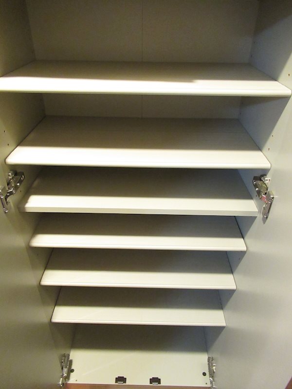 収納　シューズボックス