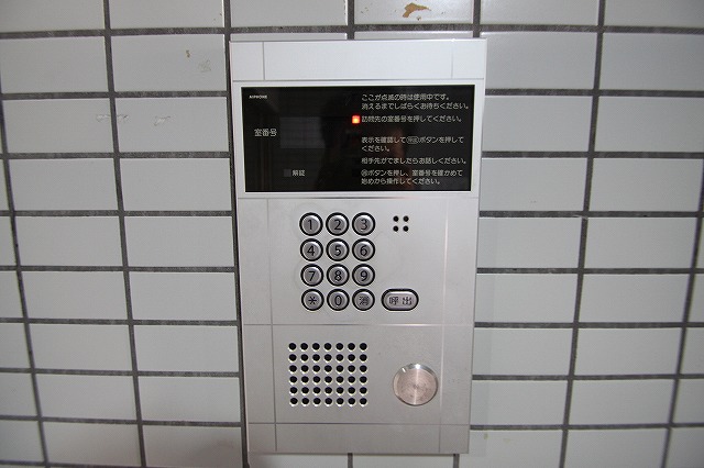 エントランス　オートロック