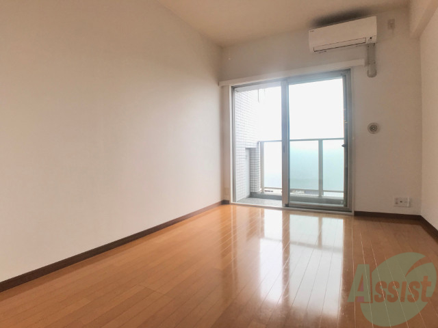 その他部屋・スペース　７．３帖の洋室を別の角度から撮影してみました。