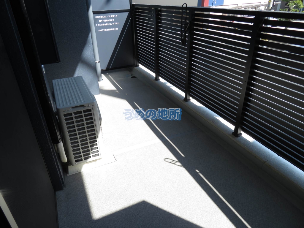 バルコニー　バルコニー