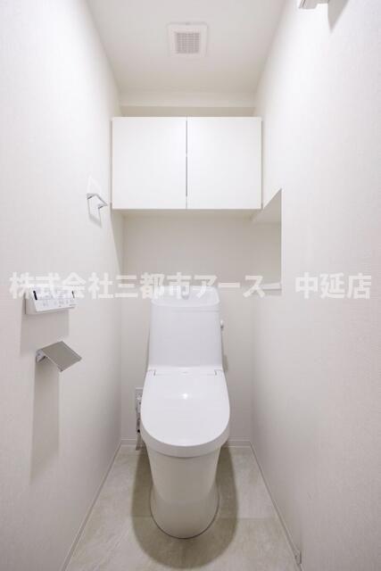 トイレ　ドゥーエ西馬込II