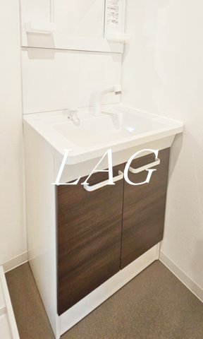 洗面設備　洗面台です。（同仕様です。）