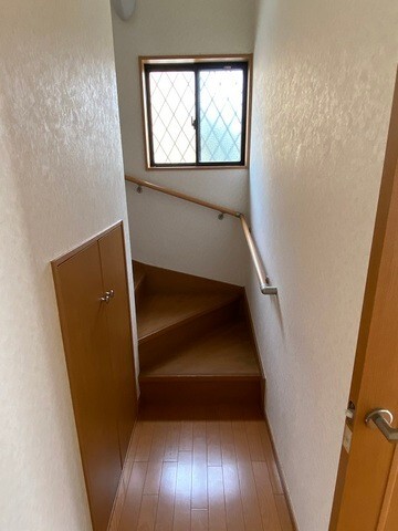 その他設備　階段