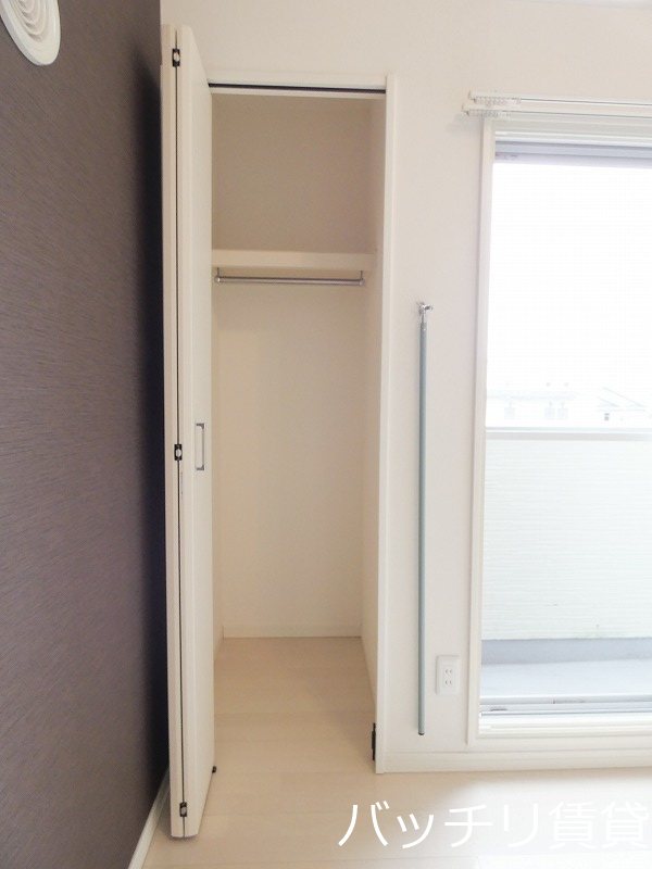 収納　同型タイプの為、現状を優先致します。