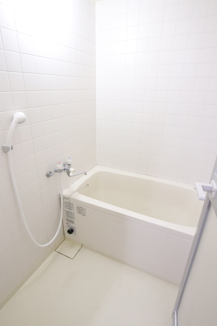 バス・シャワールーム　バスルーム