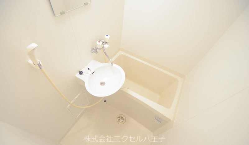 洗面設備　同等タイプのイメージ写真です。