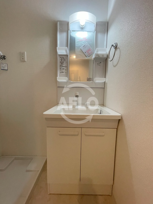 洗面設備　KTIレジデンス昭和町　独立洗面台