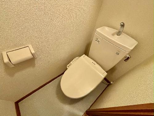 トイレ　設備・仕様は号室により異なる為、現況を優先いたします。