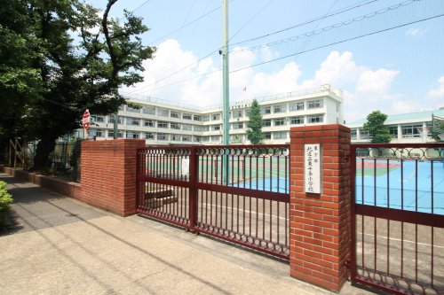 小学校　北区立東十条小学校（小学校）まで349m