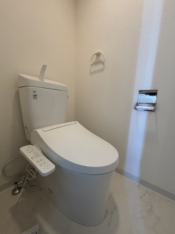 トイレ　新品です！